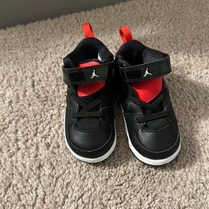 JORDAN HIGH TOPS 6c